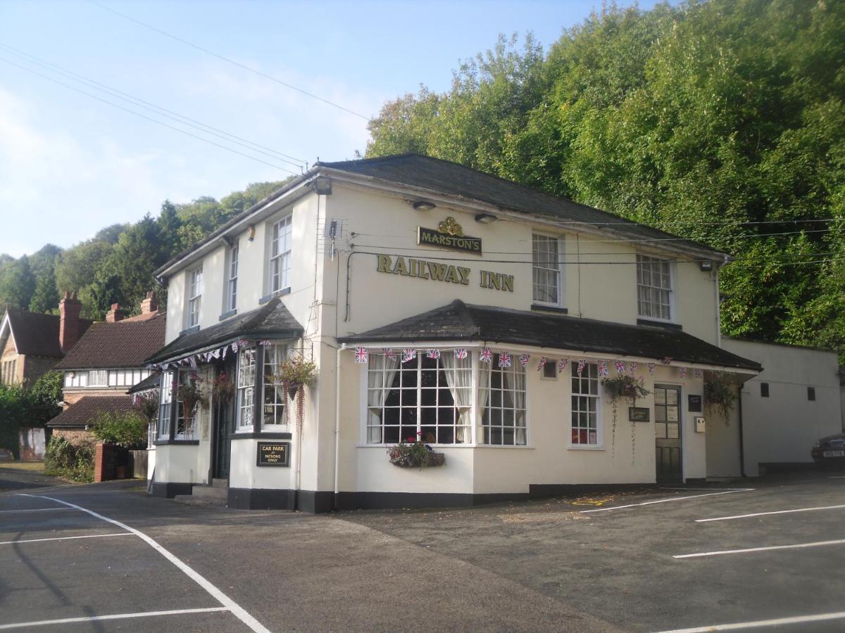 Railway Inn مالفيرن ويلز المظهر الخارجي الصورة
